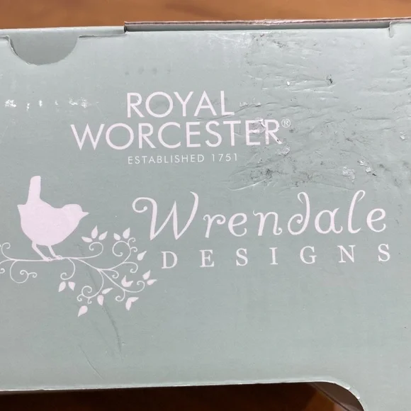 NWT.  Royal Worcester, mug and coaster set. - Picture 6 of 8